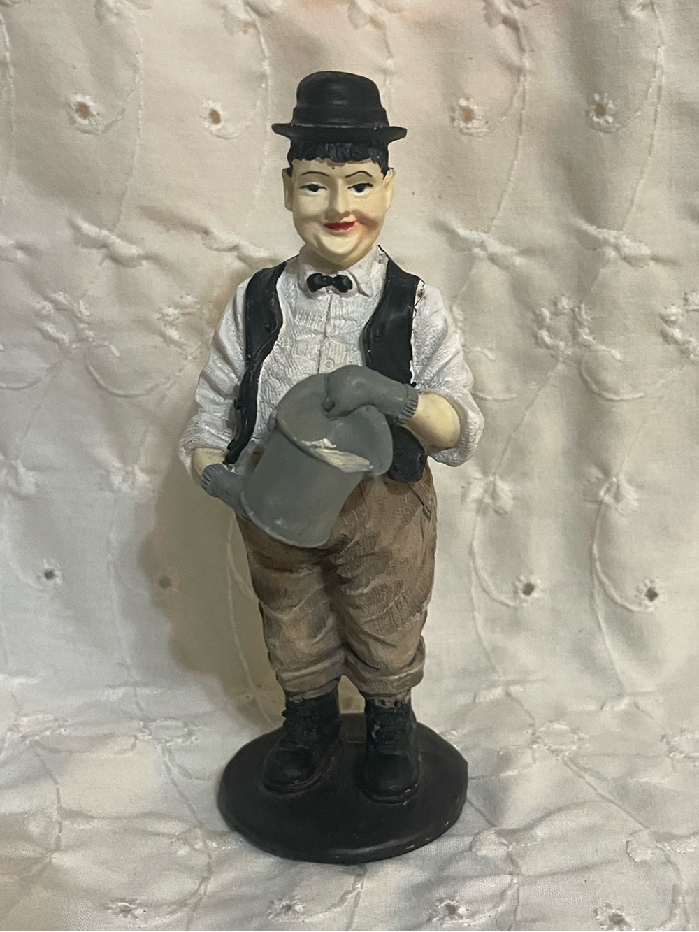 Vintage collectible figurine of Oliver Hardy